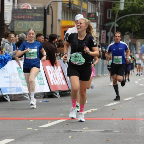 21.09.2025 - PSD Bank Halbmarathon Strokosch-Dieckow http://msf.ph/oto/8947561 21.09.2025 12:26:30 Ziel 1681, 2900, 2903, 2950, 3276, 3514, 3686, 3813 meine-sportfotos.de