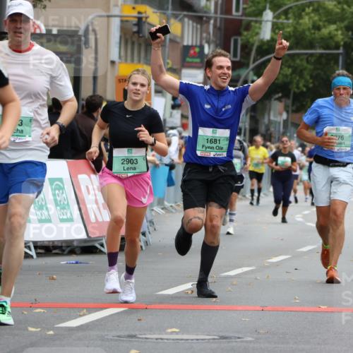 21.09.2025 - PSD Bank Halbmarathon Strokosch-Dieckow http://msf.ph/oto/8947571 21.09.2025 12:26:32 Ziel 1681, 2900, 2903, 2950, 3276, 3514, 3686, 3813 meine-sportfotos.de