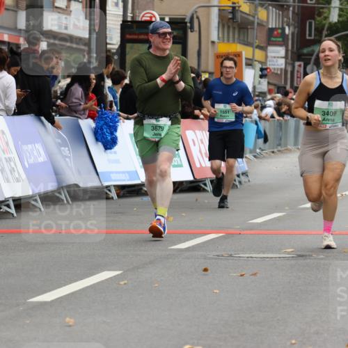 21.09.2025 - PSD Bank Halbmarathon Strokosch-Dieckow http://msf.ph/oto/8947575 21.09.2025 12:21:45 Ziel 1214, 1551, 3409, 3679, 3694 meine-sportfotos.de