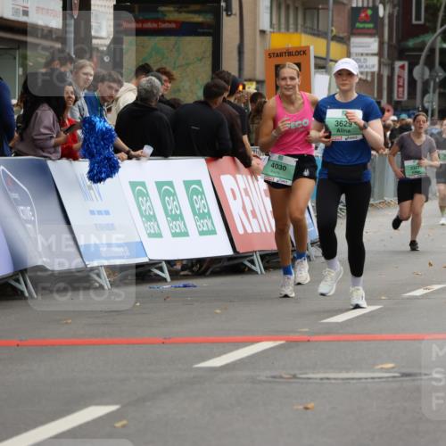 21.09.2025 - PSD Bank Halbmarathon Strokosch-Dieckow http://msf.ph/oto/8947589 21.09.2025 12:21:52 Ziel 1551, 3409, 3629, 3679, 4030 meine-sportfotos.de