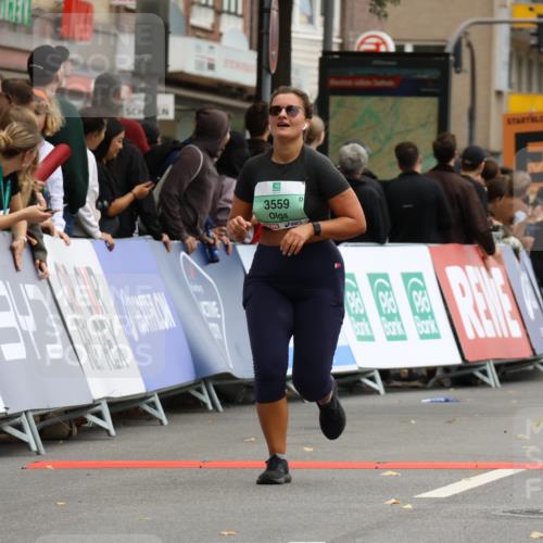 21.09.2025 - PSD Bank Halbmarathon Strokosch-Dieckow http://msf.ph/oto/8947610 21.09.2025 12:26:46 Ziel 3518, 3559 meine-sportfotos.de