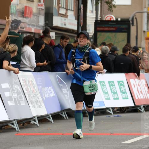 21.09.2025 - PSD Bank Halbmarathon Strokosch-Dieckow http://msf.ph/oto/8947618 21.09.2025 12:22:10 Ziel 2560, 3305, 3327, 3432, 3562, 3636, 3890 meine-sportfotos.de