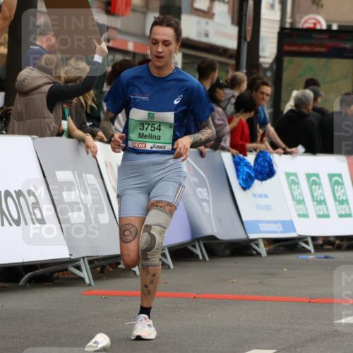 21.09.2025 - PSD Bank Halbmarathon Strokosch-Dieckow http://msf.ph/oto/8947647 21.09.2025 12:22:39 Ziel 1148, 1149, 3383, 3430, 3621, 3754, 4008 meine-sportfotos.de