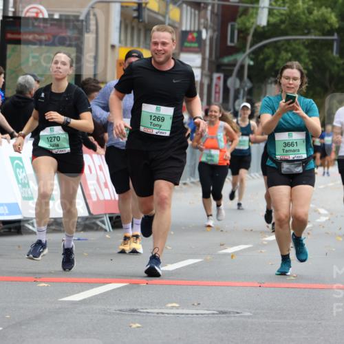 21.09.2025 - PSD Bank Halbmarathon Strokosch-Dieckow http://msf.ph/oto/8947681 21.09.2025 12:27:21 Ziel 1269, 1270, 3451, 3661, 3845, 3989 meine-sportfotos.de