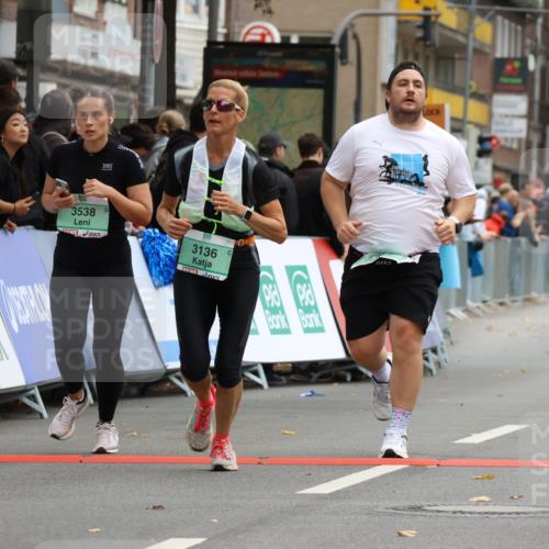 21.09.2025 - PSD Bank Halbmarathon Strokosch-Dieckow http://msf.ph/oto/8947714 21.09.2025 12:27:39 Ziel 2906, 3136, 3472, 3538 meine-sportfotos.de