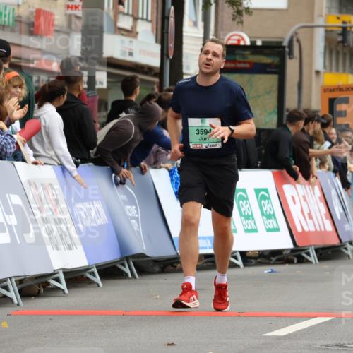 21.09.2025 - PSD Bank Halbmarathon Strokosch-Dieckow http://msf.ph/oto/8947732 21.09.2025 12:27:53 Ziel 3507, 3594 meine-sportfotos.de