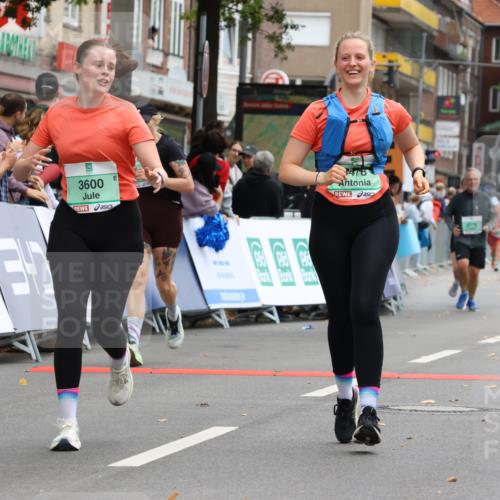 21.09.2025 - PSD Bank Halbmarathon Strokosch-Dieckow http://msf.ph/oto/8947762 21.09.2025 12:28:09 Ziel 1677, 3478, 3481, 3507, 3600, 3615, 3658 meine-sportfotos.de