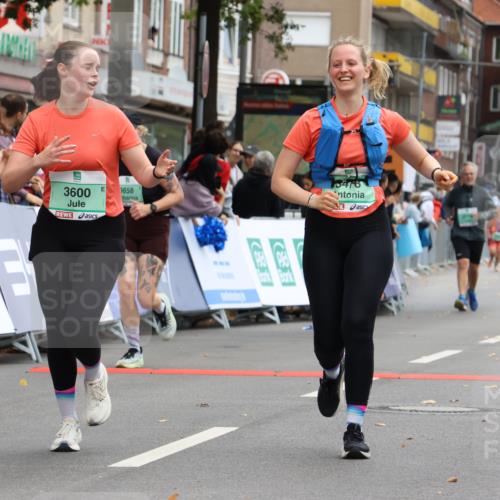21.09.2025 - PSD Bank Halbmarathon Strokosch-Dieckow http://msf.ph/oto/8947766 21.09.2025 12:28:09 Ziel 1677, 3478, 3481, 3507, 3600, 3615, 3658 meine-sportfotos.de