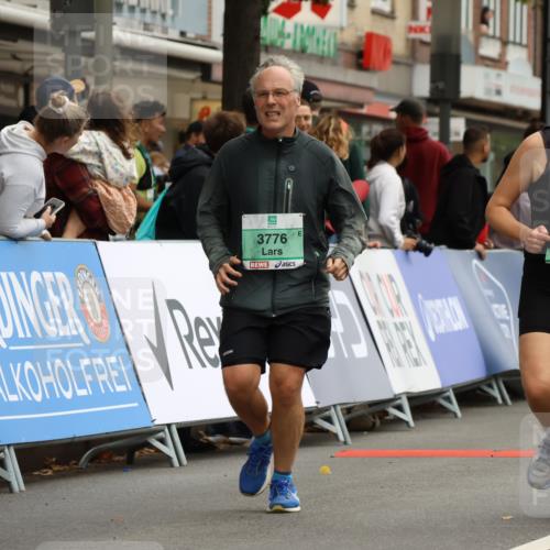 21.09.2025 - PSD Bank Halbmarathon Strokosch-Dieckow http://msf.ph/oto/8947789 21.09.2025 12:28:19 Ziel 2726, 3000, 3422, 3658, 3776 meine-sportfotos.de