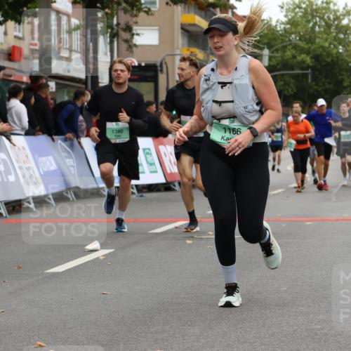 21.09.2025 - PSD Bank Halbmarathon Strokosch-Dieckow http://msf.ph/oto/8947792 21.09.2025 12:23:50 Ziel 1163, 1166, 1380, 2729, 2810, 2827, 3359, 3546 meine-sportfotos.de