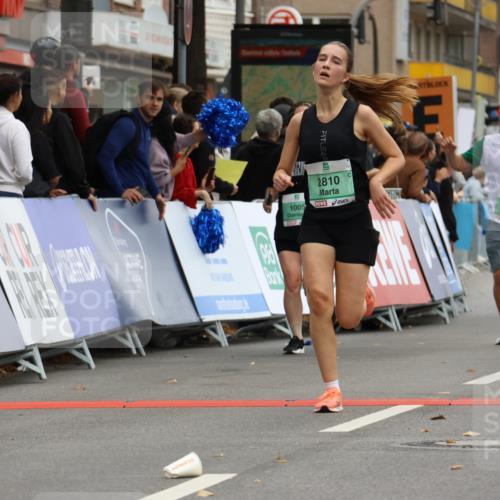 21.09.2025 - PSD Bank Halbmarathon Strokosch-Dieckow http://msf.ph/oto/8947801 21.09.2025 12:23:53 Ziel 1005, 1163, 1166, 1380, 1575, 1576, 2250, 2729, 2810, 2827, 3138, 3240, 3359, 3616 meine-sportfotos.de