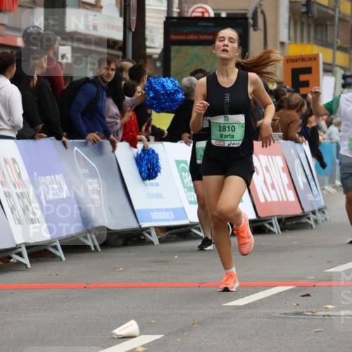 21.09.2025 - PSD Bank Halbmarathon Strokosch-Dieckow http://msf.ph/oto/8947803 21.09.2025 12:23:53 Ziel 1005, 1163, 1166, 1380, 1575, 1576, 2250, 2729, 2810, 2827, 3138, 3240, 3359, 3616 meine-sportfotos.de