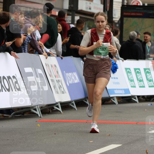 21.09.2025 - PSD Bank Halbmarathon Strokosch-Dieckow http://msf.ph/oto/8947831 21.09.2025 12:28:35 Ziel 1597, 3557 meine-sportfotos.de