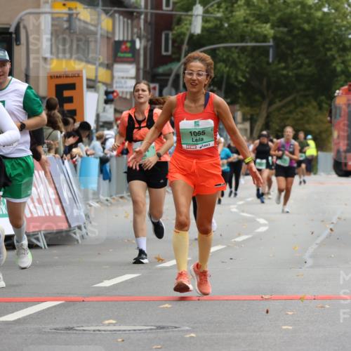 21.09.2025 - PSD Bank Halbmarathon Strokosch-Dieckow http://msf.ph/oto/8947842 21.09.2025 12:28:45 Ziel 1065, 1573, 3239, 3684, 3685 meine-sportfotos.de