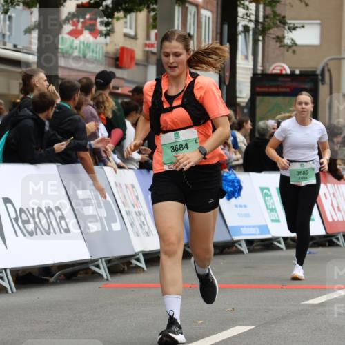 21.09.2025 - PSD Bank Halbmarathon Strokosch-Dieckow http://msf.ph/oto/8947849 21.09.2025 12:28:51 Ziel 1065, 1573, 3239, 3684, 3685 meine-sportfotos.de