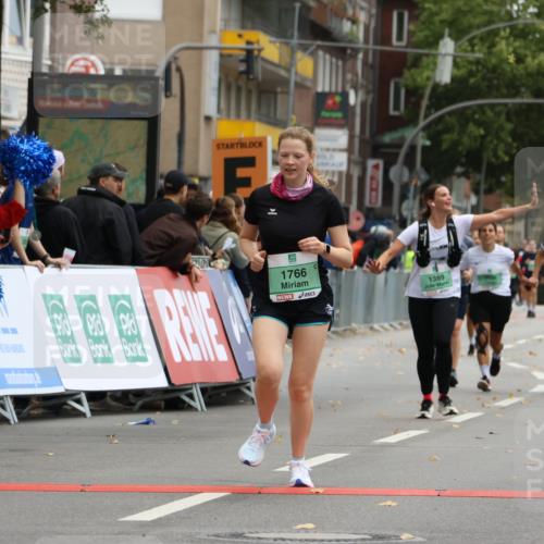 21.09.2025 - PSD Bank Halbmarathon Strokosch-Dieckow http://msf.ph/oto/8947887 21.09.2025 12:29:19 Ziel 1389, 1766, 3012, 3426, 3981 meine-sportfotos.de
