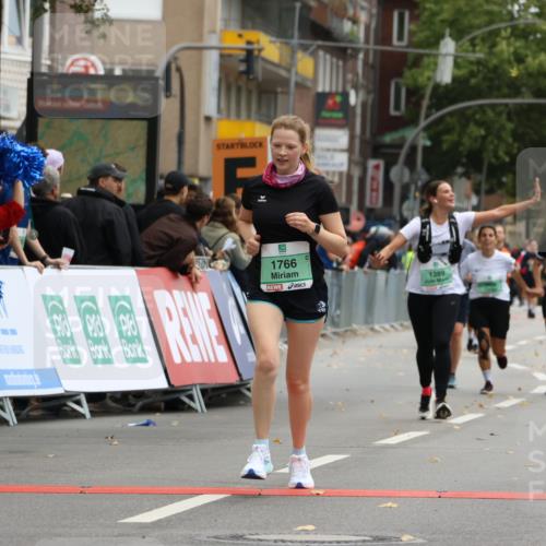 21.09.2025 - PSD Bank Halbmarathon Strokosch-Dieckow http://msf.ph/oto/8947888 21.09.2025 12:29:19 Ziel 1389, 1766, 3012, 3426, 3981 meine-sportfotos.de
