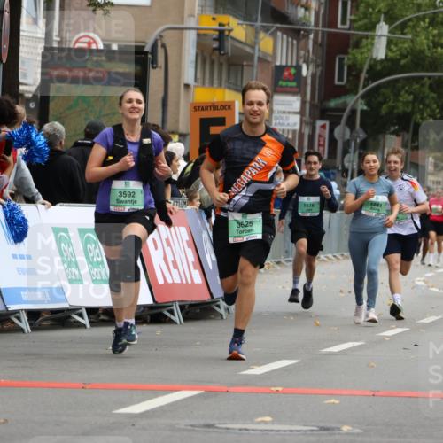 21.09.2025 - PSD Bank Halbmarathon Strokosch-Dieckow http://msf.ph/oto/8947904 21.09.2025 12:29:36 Ziel 1244, 1678, 2845, 3592, 3606, 3614, 3625, 3741, 3779, 3783 meine-sportfotos.de