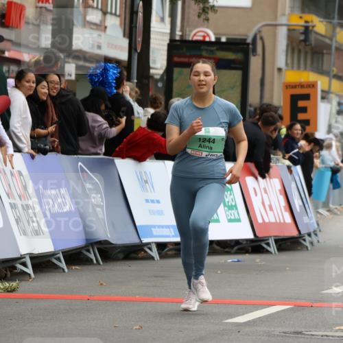 21.09.2025 - PSD Bank Halbmarathon Strokosch-Dieckow http://msf.ph/oto/8947916 21.09.2025 12:29:41 Ziel 1244, 1678, 2845, 3592, 3614, 3625, 3741 meine-sportfotos.de