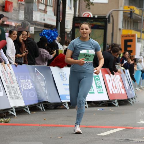 21.09.2025 - PSD Bank Halbmarathon Strokosch-Dieckow http://msf.ph/oto/8947918 21.09.2025 12:29:41 Ziel 1244, 1678, 2845, 3592, 3614, 3625, 3741 meine-sportfotos.de