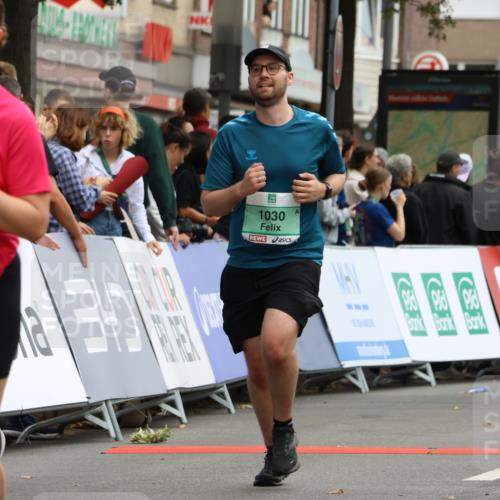 21.09.2025 - PSD Bank Halbmarathon Strokosch-Dieckow http://msf.ph/oto/8947944 21.09.2025 12:30:03 Ziel 1030, 1467, 1468, 2667, 3287, 3351, 3709 meine-sportfotos.de