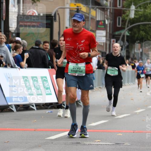 21.09.2025 - PSD Bank Halbmarathon Strokosch-Dieckow http://msf.ph/oto/8947948 21.09.2025 12:30:06 Ziel 1030, 1443, 2667, 3287, 3351, 3709, 4043 meine-sportfotos.de