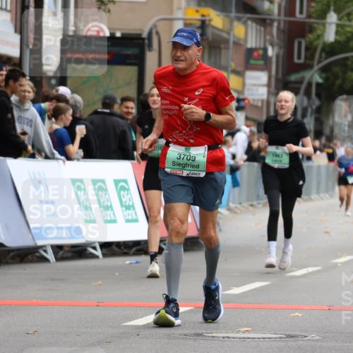 21.09.2025 - PSD Bank Halbmarathon Strokosch-Dieckow http://msf.ph/oto/8947950 21.09.2025 12:30:07 Ziel 1030, 1443, 2667, 3287, 3351, 3709, 4043 meine-sportfotos.de