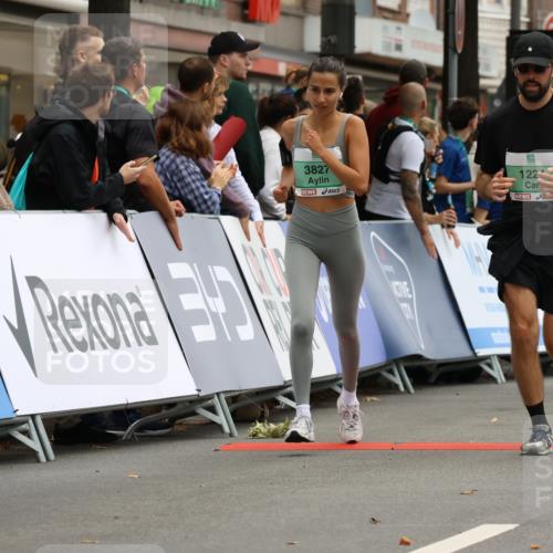 21.09.2025 - PSD Bank Halbmarathon Strokosch-Dieckow http://msf.ph/oto/8948005 21.09.2025 12:31:02 Ziel 1224, 2773, 3581, 3730, 3827 meine-sportfotos.de