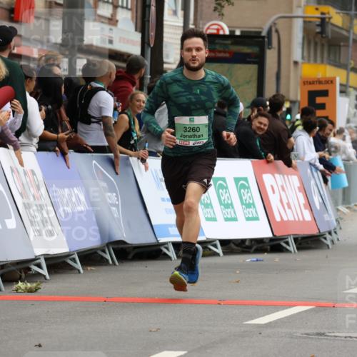 21.09.2025 - PSD Bank Halbmarathon Strokosch-Dieckow http://msf.ph/oto/8948017 21.09.2025 12:31:18 Ziel 2773, 3260 meine-sportfotos.de