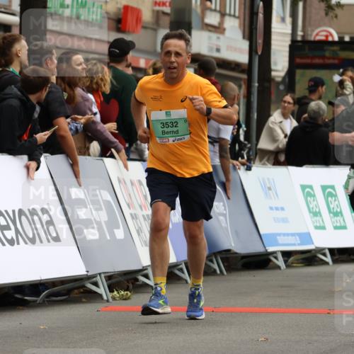 21.09.2025 - PSD Bank Halbmarathon Strokosch-Dieckow http://msf.ph/oto/8948073 21.09.2025 12:32:41 Ziel 3379, 3532, 3660 meine-sportfotos.de