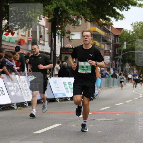 21.09.2025 - PSD Bank Halbmarathon Strokosch-Dieckow http://msf.ph/oto/8948079 21.09.2025 12:32:44 Ziel 3379, 3532, 3660 meine-sportfotos.de