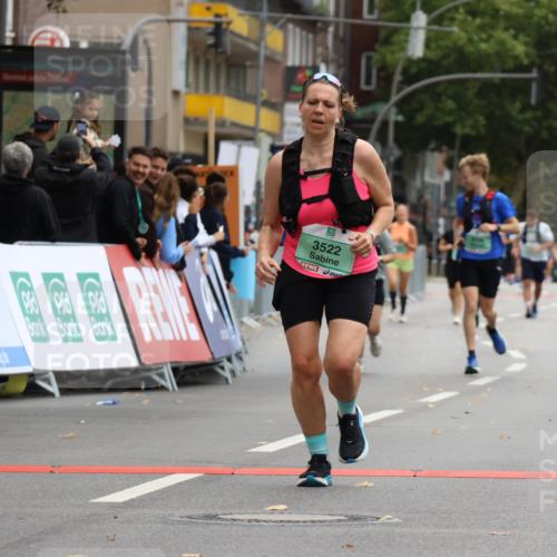 21.09.2025 - PSD Bank Halbmarathon Strokosch-Dieckow http://msf.ph/oto/8948083 21.09.2025 12:32:55 Ziel 3522 meine-sportfotos.de