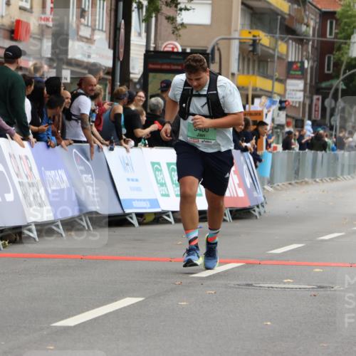 21.09.2025 - PSD Bank Halbmarathon Strokosch-Dieckow http://msf.ph/oto/8948093 21.09.2025 12:33:19 Ziel 1301, 1302, 3250, 3370, 3400 meine-sportfotos.de