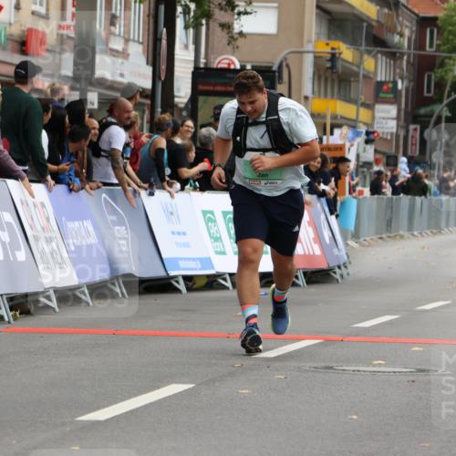 21.09.2025 - PSD Bank Halbmarathon Strokosch-Dieckow http://msf.ph/oto/8948094 21.09.2025 12:33:19 Ziel 1301, 1302, 3250, 3370, 3400 meine-sportfotos.de