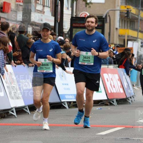 21.09.2025 - PSD Bank Halbmarathon Strokosch-Dieckow http://msf.ph/oto/8948113 21.09.2025 12:33:49 Ziel 3401, 3693, 3697, 3806, 3825 meine-sportfotos.de