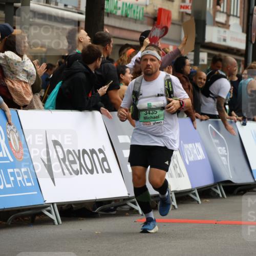 21.09.2025 - PSD Bank Halbmarathon Strokosch-Dieckow http://msf.ph/oto/8948133 21.09.2025 12:34:17 Ziel 1464, 3435, 3755, 3953 meine-sportfotos.de