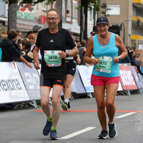 21.09.2025 - PSD Bank Halbmarathon Strokosch-Dieckow http://msf.ph/oto/8948148 21.09.2025 12:34:42 Ziel 1417, 1762, 3216, 3675 meine-sportfotos.de
