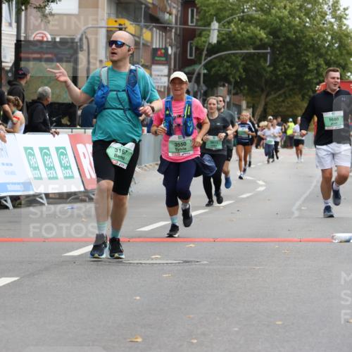 21.09.2025 - PSD Bank Halbmarathon Strokosch-Dieckow http://msf.ph/oto/8948159 21.09.2025 12:34:56 Ziel 1108, 1680, 3167, 3550, 3561, 3802, 3811 meine-sportfotos.de