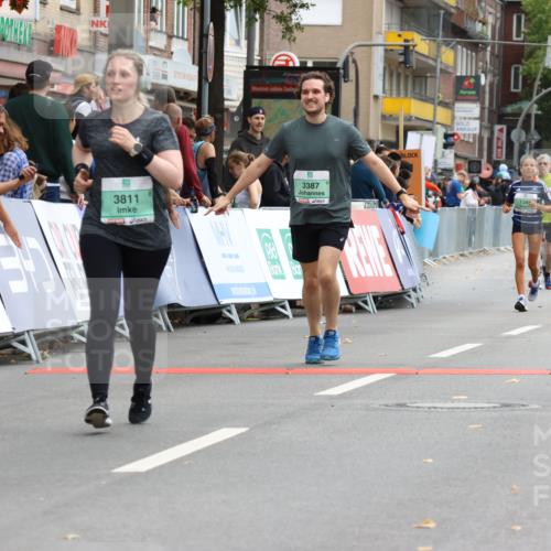 21.09.2025 - PSD Bank Halbmarathon Strokosch-Dieckow http://msf.ph/oto/8948162 21.09.2025 12:35:03 Ziel 1108, 1680, 3167, 3387, 3550, 3561, 3802, 3811 meine-sportfotos.de