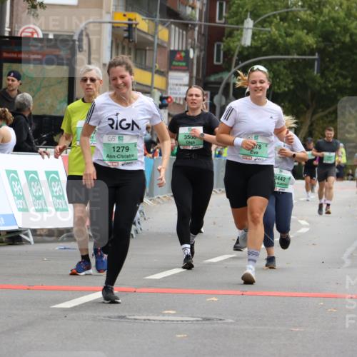21.09.2025 - PSD Bank Halbmarathon Strokosch-Dieckow http://msf.ph/oto/8948174 21.09.2025 12:35:17 Ziel 1278, 1279, 1341, 2647, 3322, 3442, 3508, 3883 meine-sportfotos.de