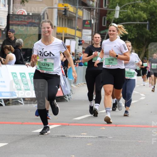 21.09.2025 - PSD Bank Halbmarathon Strokosch-Dieckow http://msf.ph/oto/8948179 21.09.2025 12:35:17 Ziel 1278, 1279, 1341, 2647, 3322, 3442, 3508, 3883 meine-sportfotos.de