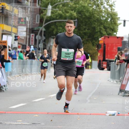 21.09.2025 - PSD Bank Halbmarathon Strokosch-Dieckow http://msf.ph/oto/8948188 21.09.2025 12:35:30 Ziel 1697, 2524, 3322, 3442, 3788 meine-sportfotos.de