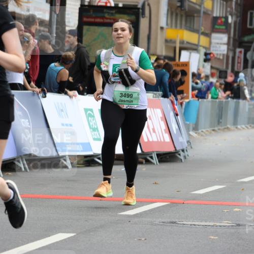 21.09.2025 - PSD Bank Halbmarathon Strokosch-Dieckow http://msf.ph/oto/8948201 21.09.2025 12:35:47 Ziel 3404, 3499, 3502, 3650, 3664 meine-sportfotos.de