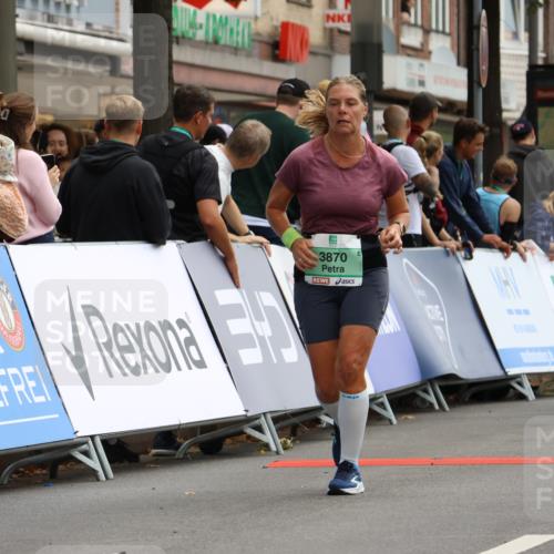 21.09.2025 - PSD Bank Halbmarathon Strokosch-Dieckow http://msf.ph/oto/8948217 21.09.2025 12:36:17 Ziel 3870 meine-sportfotos.de