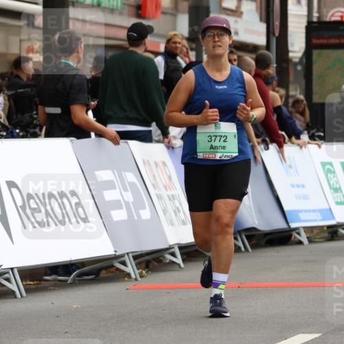 21.09.2025 - PSD Bank Halbmarathon Strokosch-Dieckow http://msf.ph/oto/8948223 21.09.2025 12:36:30 Ziel 2802, 2807, 3721, 3772 meine-sportfotos.de