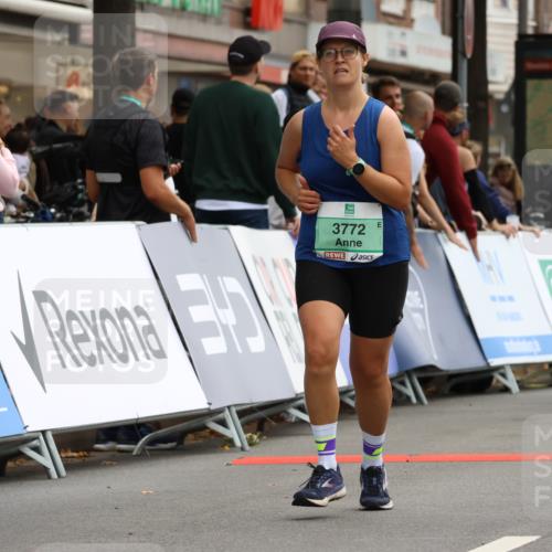 21.09.2025 - PSD Bank Halbmarathon Strokosch-Dieckow http://msf.ph/oto/8948226 21.09.2025 12:36:30 Ziel 2802, 2807, 3721, 3772 meine-sportfotos.de