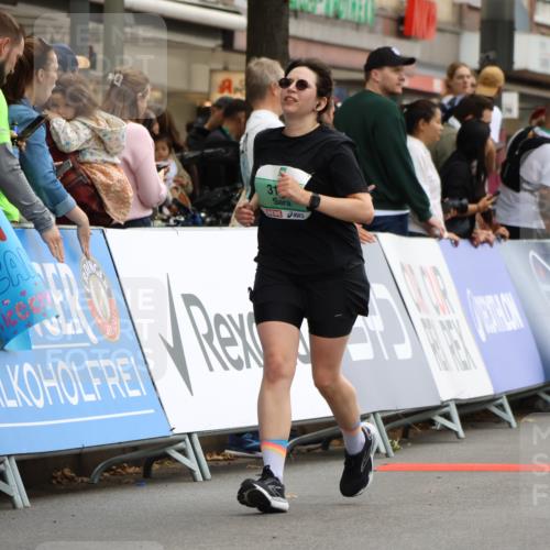 21.09.2025 - PSD Bank Halbmarathon Strokosch-Dieckow http://msf.ph/oto/8948248 21.09.2025 12:36:49 Ziel 3035, 3125, 4012 meine-sportfotos.de