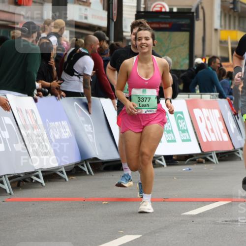 21.09.2025 - PSD Bank Halbmarathon Strokosch-Dieckow http://msf.ph/oto/8948280 21.09.2025 12:37:44 Ziel 3377, 3398, 3405, 3553, 3717, 3832 meine-sportfotos.de