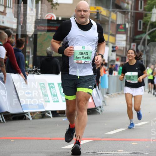 21.09.2025 - PSD Bank Halbmarathon Strokosch-Dieckow http://msf.ph/oto/8948287 21.09.2025 12:37:46 Ziel 3377, 3398, 3405, 3553, 3717, 3832 meine-sportfotos.de