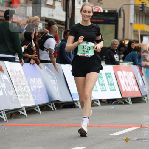 21.09.2025 - PSD Bank Halbmarathon Strokosch-Dieckow http://msf.ph/oto/8948298 21.09.2025 12:37:59 Ziel 3233, 3818, 3865 meine-sportfotos.de
